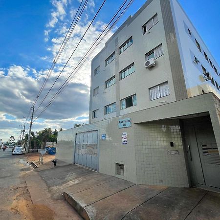 104 - Apartamento Completo Para Ate 7 Hospedes Patos de Minas Dış mekan fotoğraf